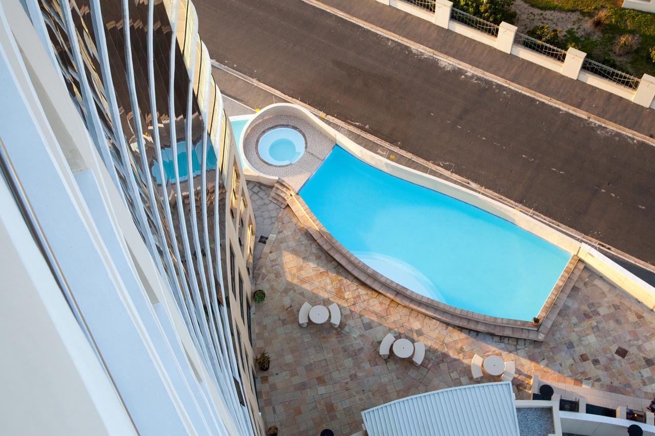 Loddey'S Self Catering Apartments - By Beach Collection Strand Exterior foto